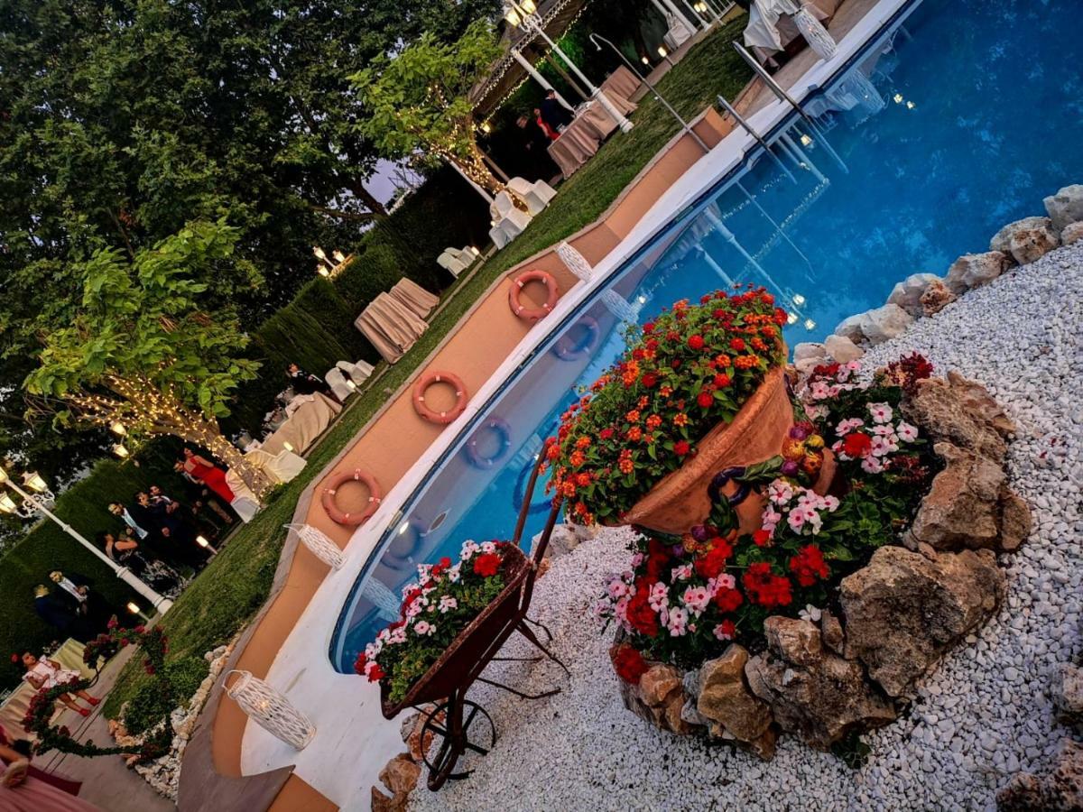 Los Bronces Lucena Exterior photo